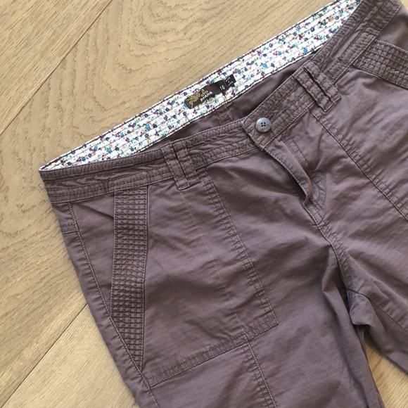 Prana Capris Pants, organic cotton, maroon brown - Picture 2 of 12